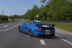 shelby gt500 acceleration