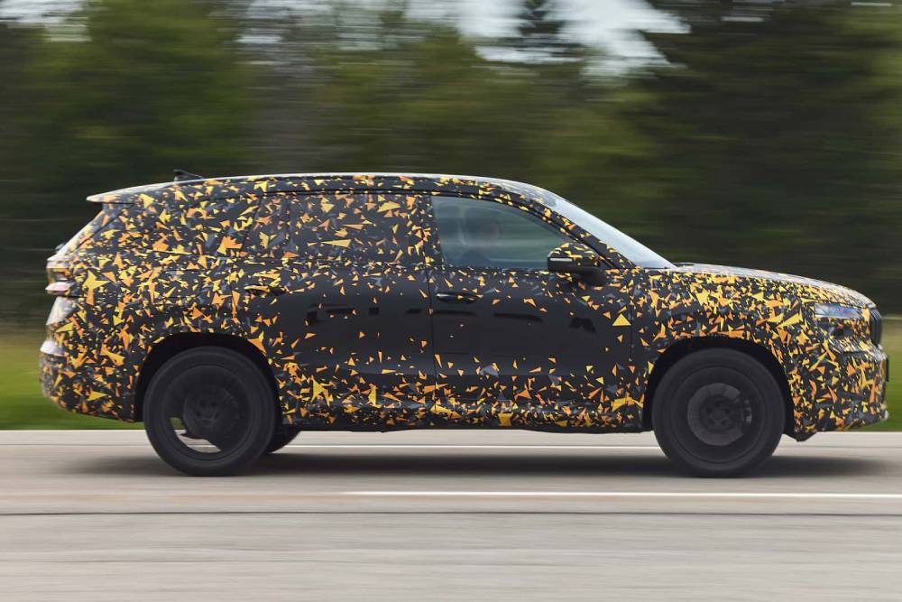 https://autogreeknews.gr/wp-content/uploads/2023/06/skoda-kodiaq-2024-covered-drive-7.jpg