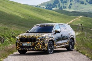 skoda-kodiaq-2024-covered-drive (8)