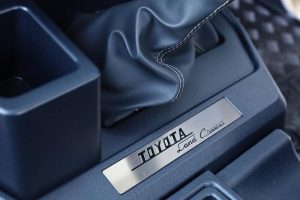 toyota land cruiser 70 bubble 04