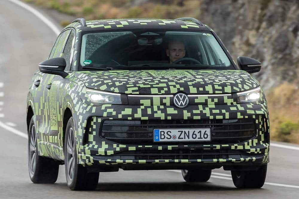 https://autogreeknews.gr/wp-content/uploads/2023/06/vw-tiguan-2023-covered-drive-5.jpg