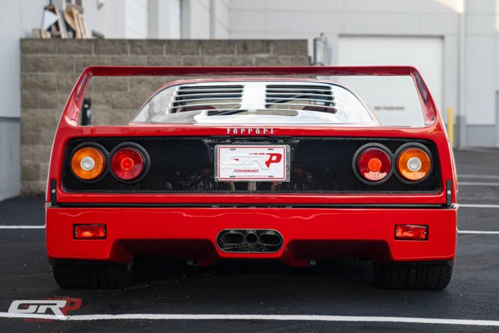 https://autogreeknews.gr/wp-content/uploads/2023/07/1989-ferrari-f40-0-2132975415.jpg