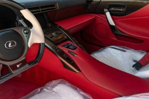 2012-Lexus-LFA-RM-Sothebys-Auction-40-2048×1536