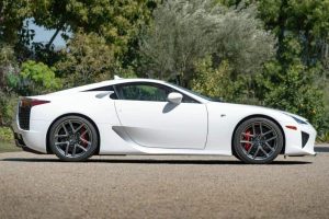 2012-Lexus-LFA-RM-Sothebys-Auction-5-2048×1536