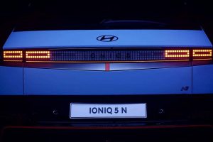 2024-hyundai-ioniq-5-n-screenshot-from-official-vi (8)