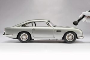 ASTON-MARTIN-DB5-VANTAGE-scale-model-2