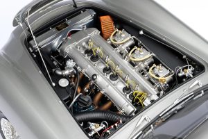 ASTON-MARTIN-DB5-VANTAGE-scale-model-5