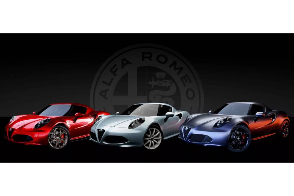 https://autogreeknews.gr/wp-content/uploads/2023/07/Alfa-Romeo-4C-Designers-Cut-2048x876-1.jpg