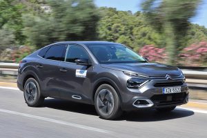 Citroen C4 X 1.2 PureTech 130 (1)