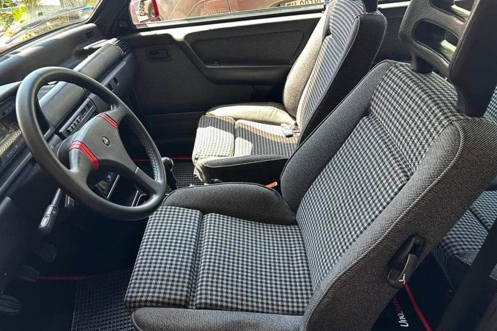 https://autogreeknews.gr/wp-content/uploads/2023/07/Fiat_Uno_Turbo_Racing_1992_for_sale-8.jpg