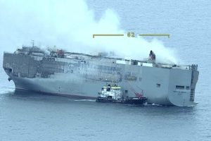 Fremantle-Highway-ship-(4)