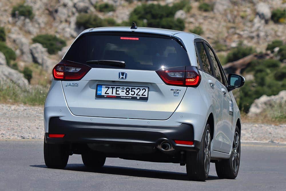 https://autogreeknews.gr/wp-content/uploads/2023/07/Honda-Jazz-2023-6.jpg