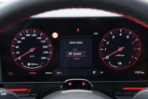 Hyundai-Kona-Hybrid-N-Line-(17)