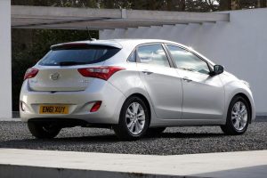 Hyundai-i30-2nd-generation-(7)