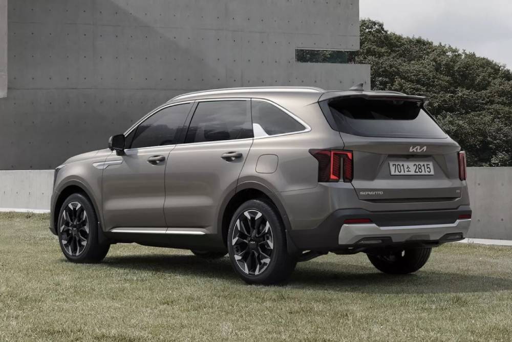 https://autogreeknews.gr/wp-content/uploads/2023/07/KIA-Sorento-2-2048x1265-1.jpg