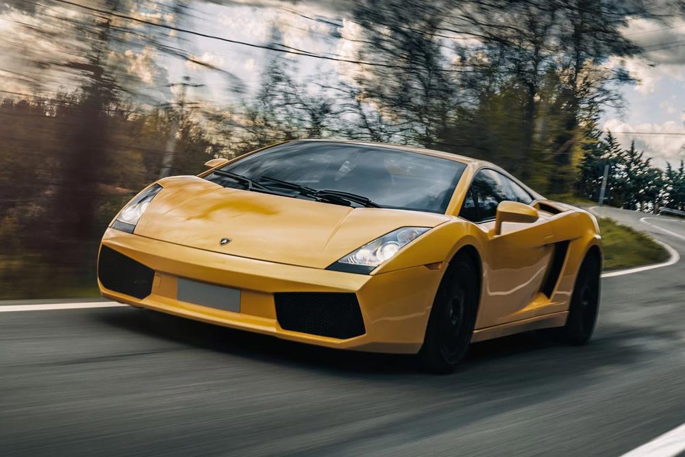https://autogreeknews.gr/wp-content/uploads/2023/07/Lamborghini-Gallardo-20-Years-5.jpg