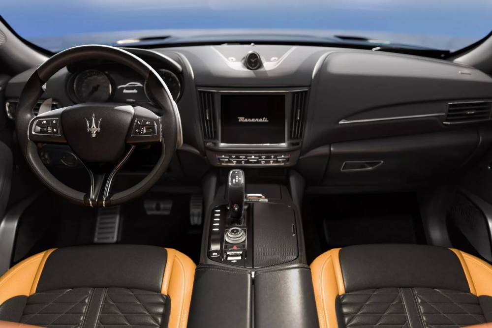 https://autogreeknews.gr/wp-content/uploads/2023/07/Maserati-Levante-V8-Ultima-5-2048x1152-1.jpg