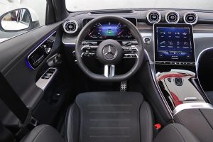 Mercedes-GLC-220-d-4Matic-2023-(19)