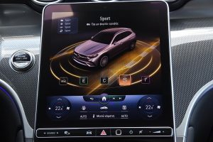 Mercedes-GLC-220-d-4Matic-2023-(26)