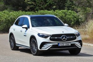Mercedes-GLC-220-d-4Matic-2023-(4)