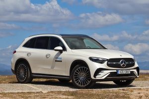 Mercedes-GLC-220-d-4Matic-2023-(9)