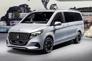 Mercedes-V-Class-2023-(1)