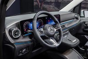 Mercedes-V-Class-tablo