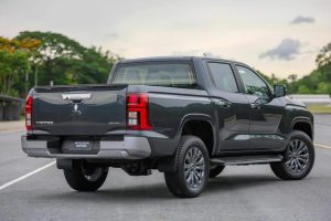 Mitsubishi-L200-2023 (13)