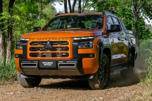 Mitsubishi-L200-2023