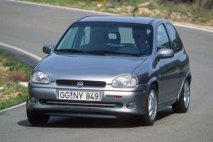 Opel-Corsa-Β-30-Years (3)