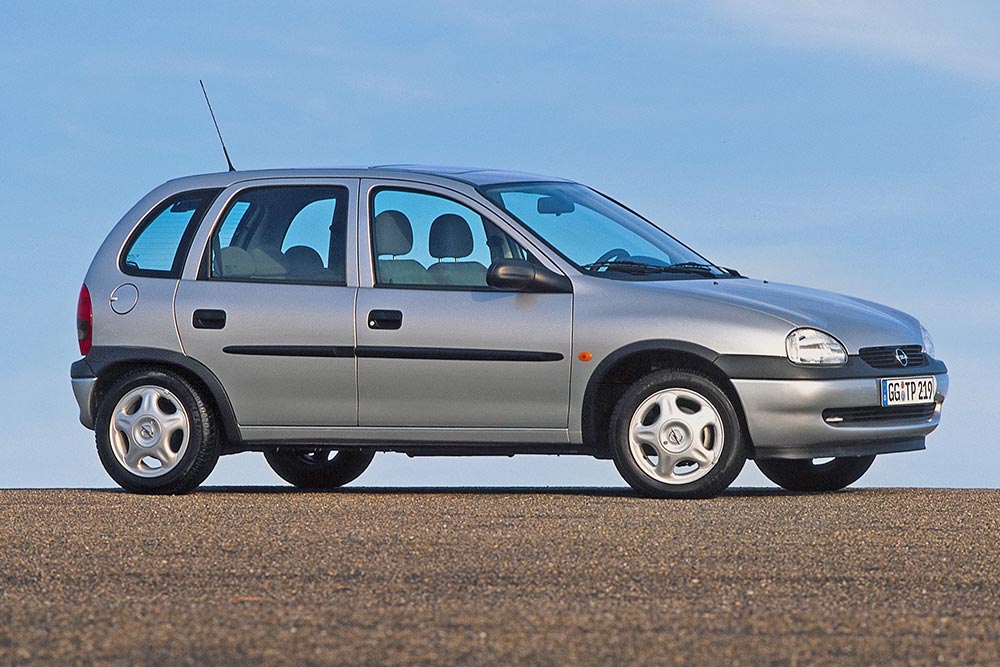 https://autogreeknews.gr/wp-content/uploads/2023/07/Opel-Corsa-Β-30-Years-6.jpg