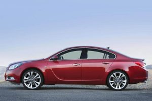 Opel-Insignia-2008-(2)
