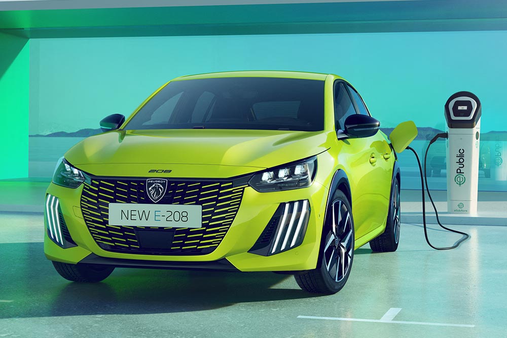 https://autogreeknews.gr/wp-content/uploads/2023/07/PEUGEOT-E-208-3.jpg