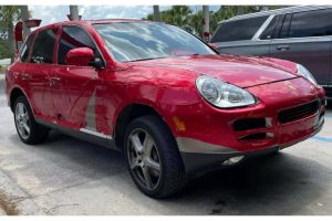 Porsche-Cayenne-Amateur-Wrap-2-2048×1152