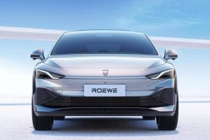 Roewe-D7-EV-41