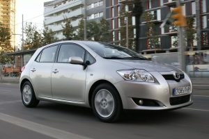 Toyota-Auris-2007-(1)