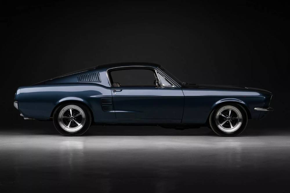 https://autogreeknews.gr/wp-content/uploads/2023/07/Velocity-Ford-Mustang-Fastback-4.jpg