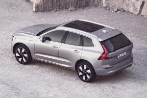 Volvo_XC60_Recharge_T8-(2)