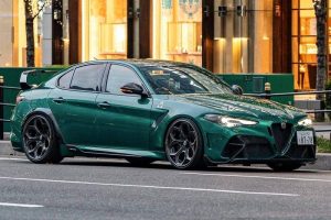alfa-romeo-giulia-gtam-takes-quadrifoglio-ethos-to