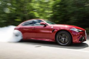alfa romeo giulia qv burnout 02