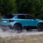 jeep avenger petrol 02