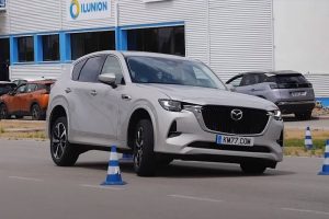 mazda cx-60 moose test 02