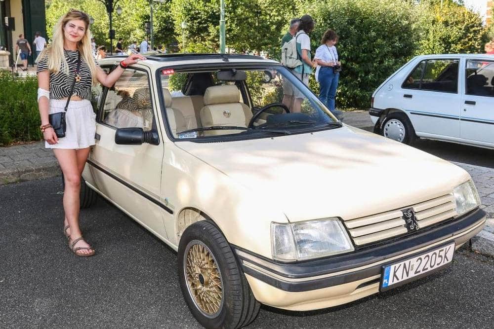 https://autogreeknews.gr/wp-content/uploads/2023/07/peugeot-205-40-years-anniversary-12.jpg