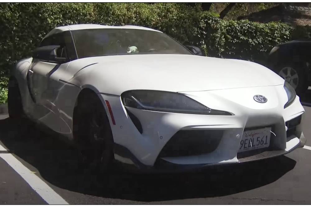 https://autogreeknews.gr/wp-content/uploads/2023/07/supra-sold-without-muffler.jpg