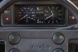 1982-VW-Golf-GTD-00020-2048×1366