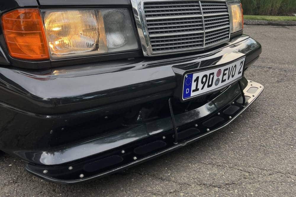 https://autogreeknews.gr/wp-content/uploads/2023/08/1990_mercedes-benz_190e-2-7.jpg
