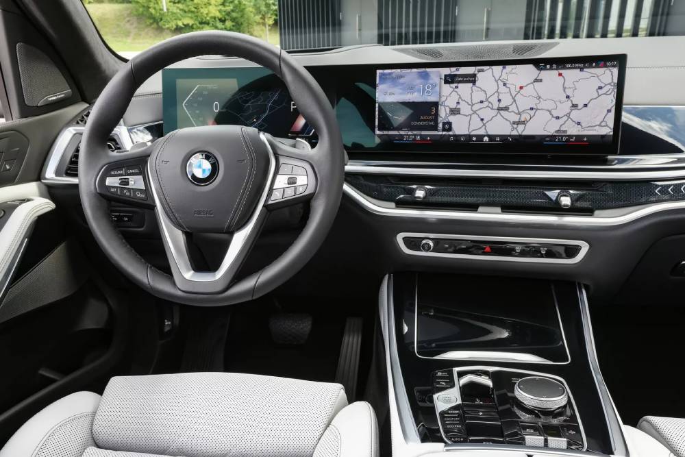 https://autogreeknews.gr/wp-content/uploads/2023/08/2024-BMW-X5-and-X6-23.jpg