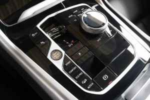 2024-BMW-X5-and-X6-80