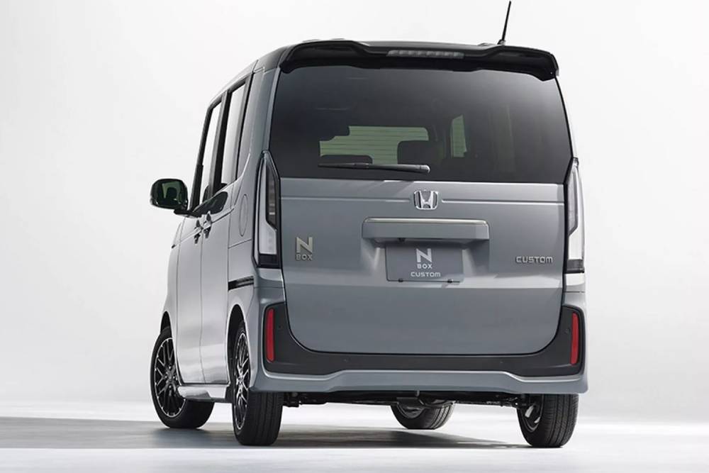 https://autogreeknews.gr/wp-content/uploads/2023/08/2024-Honda-N-Box-11-2048x1254-1.jpg
