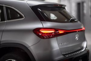 2024-Mercedes-EQA-and-EQB-00004-2048×1366
